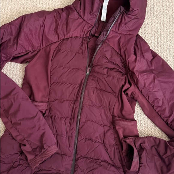lululemon athletica Jackets & Blazers - Women's Burgundy puffer jacket - hooded